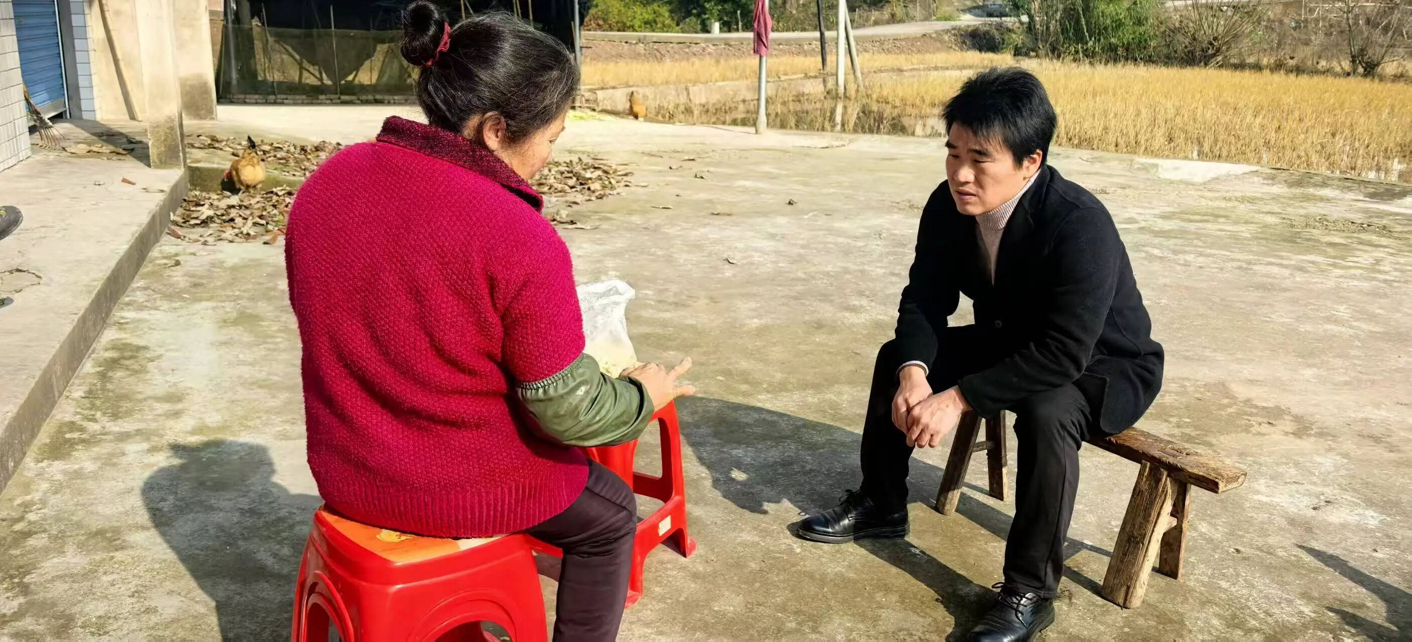 王军2.jpg 王军2.jpg